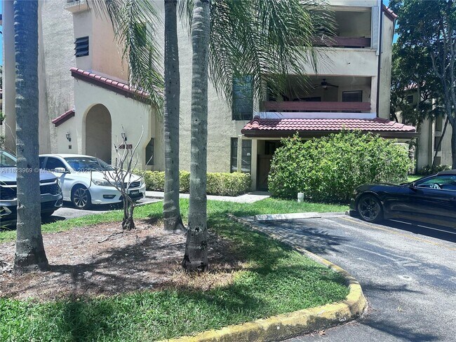 Foto del edificio - 8810 SW 123rd Ct