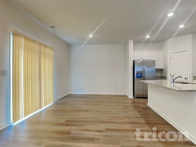 Foto del edificio - 2464 Lennox Rd SE