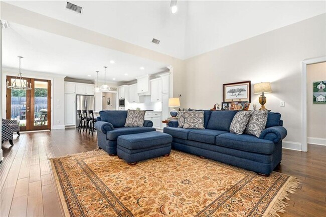 Foto del edificio - Spacious 4BR Home Near Auburn University –...
