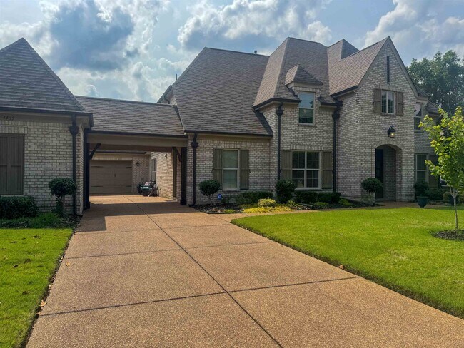 Foto del edificio - 4435 Chestnut Hill Dr