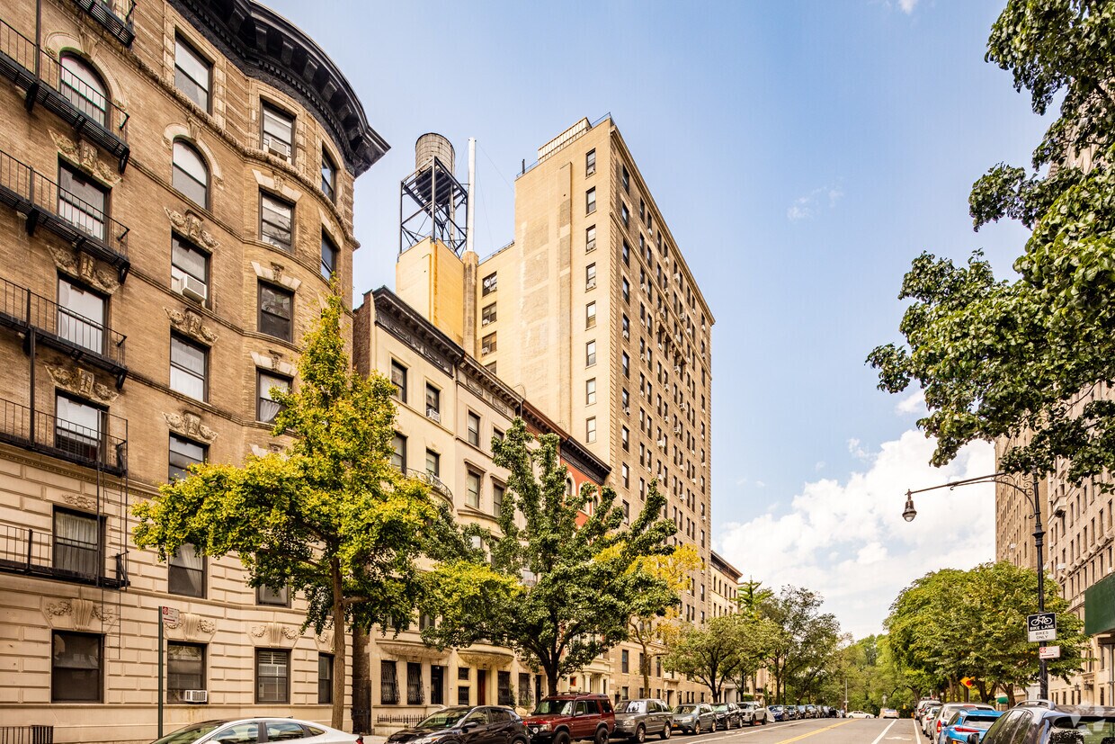 Primary Photo - 310 W 106th St