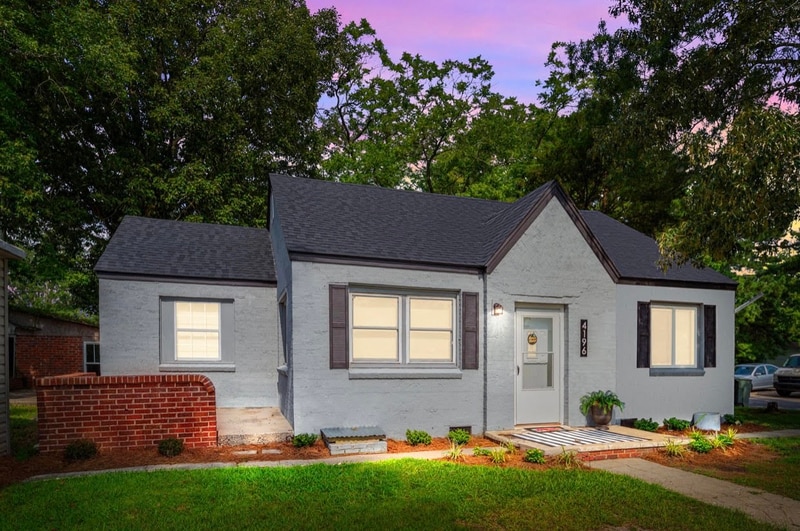 Photo - 4196 Lee Street