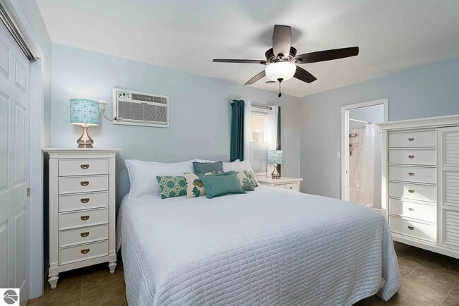 Foto del edificio - 840 Millers Park Rd