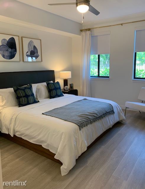 Foto del edificio - 1 br, 1 bath Condo - 420 NW 27th Ave