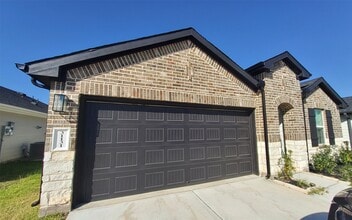 Building Photo - 31131 Delamere Turn Trl