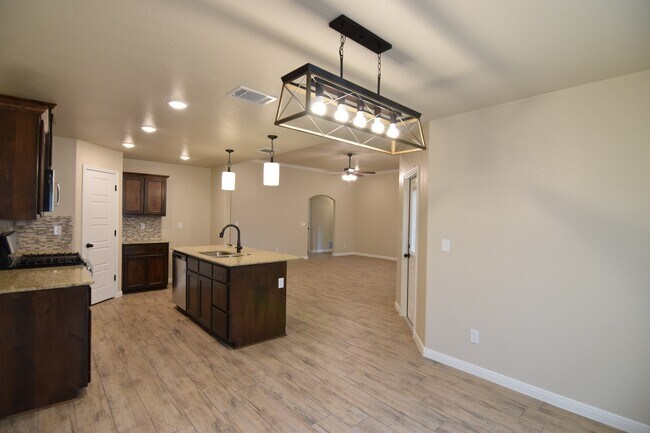 Building Photo - 2723 Torino Reale Ave
