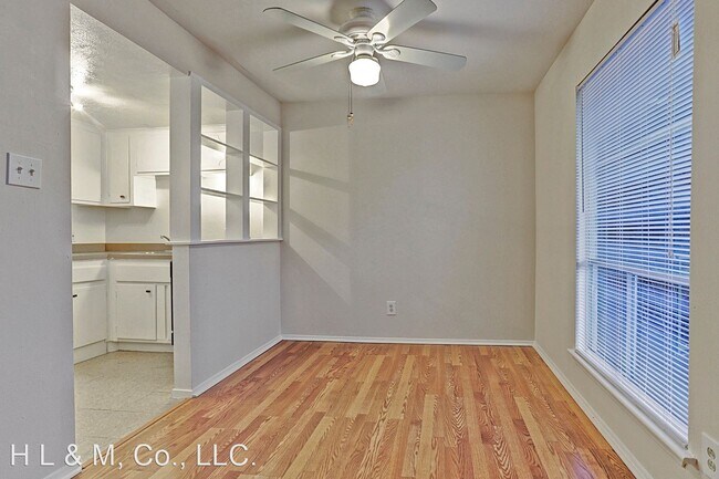 Building Photo - 3407 Graustark St