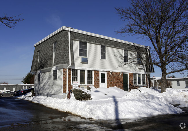 Building Photo - The Village at Beech Hill