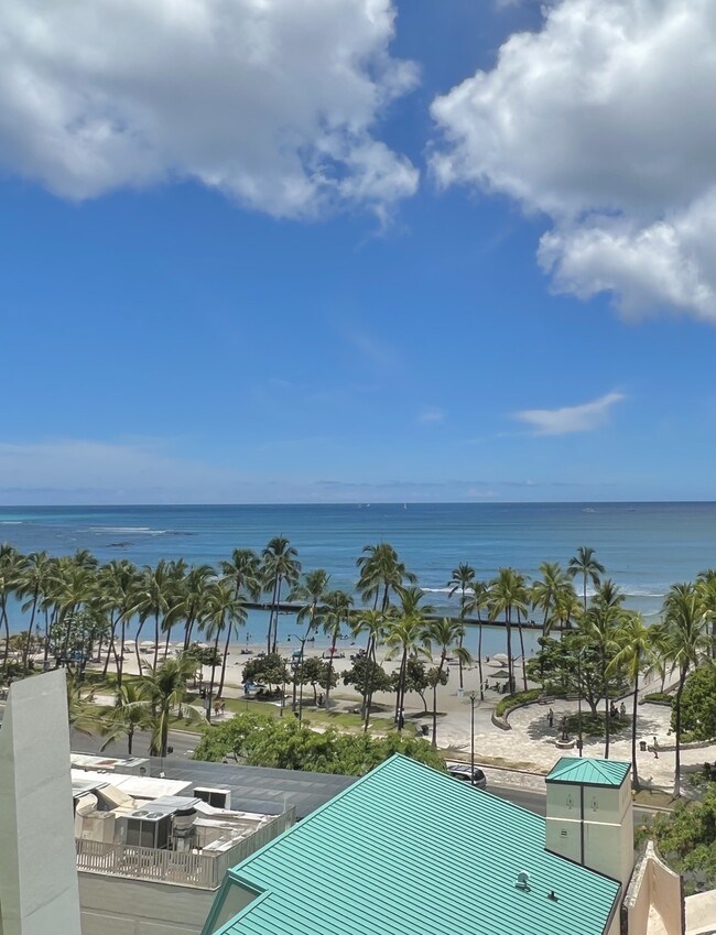 Beautiful ocean view from the unit. - 2500 Kalakaua Ave