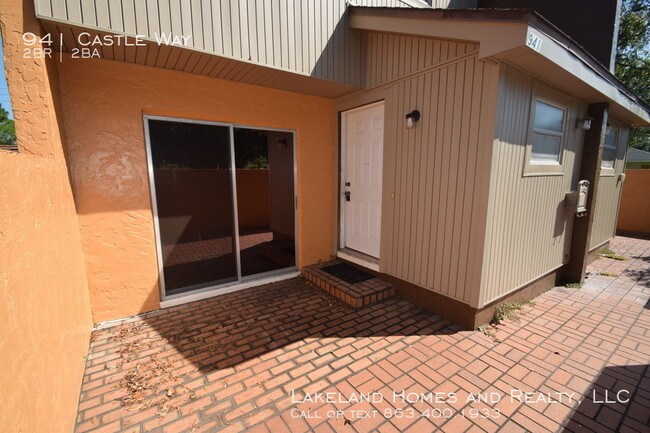 Building Photo - 941 Castle Way - 2BR 1.5BA