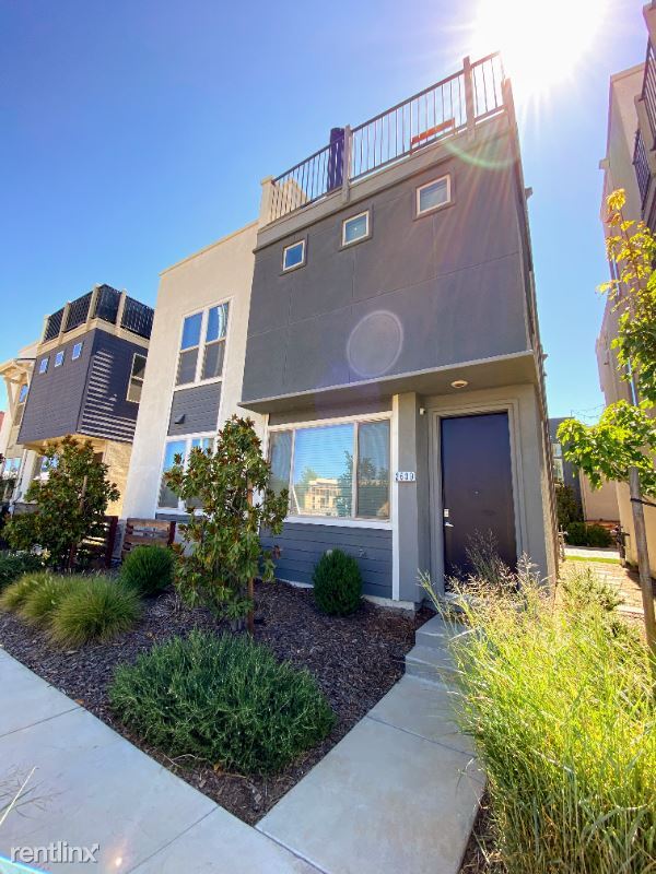 Building Photo - 1 br, 1 bath Condo - 2609 3rd St