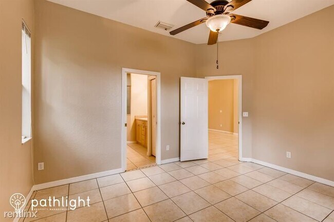 Foto del edificio - 3 br, 2 bath House - 11102 Happy Acres Ln