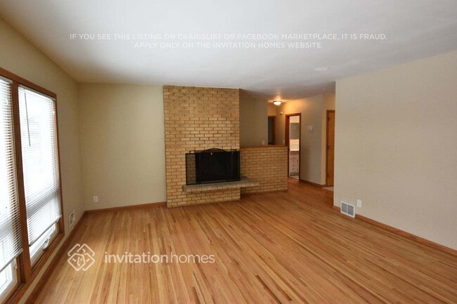 Building Photo - 2300 Winfield Ave