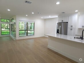 Building Photo - 14 Lehigh Springs Dr