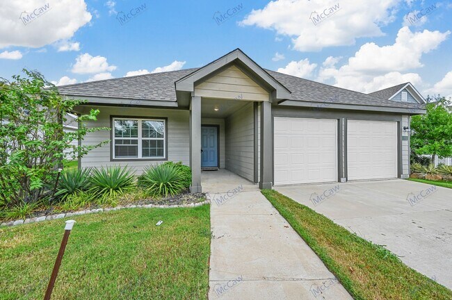 Building Photo - 2022 3-bed 2-bath Home in Terrell!
