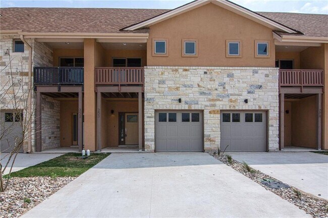 Building Photo - 203 Conservation Dr