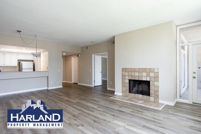 Building Photo - 3990 Nobel Dr