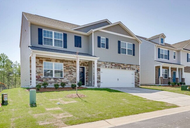 Building Photo - "Spacious 5-Bedroom Haven in Fuquay-Varina!"