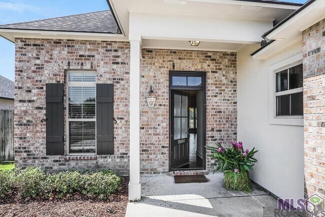 Foto del edificio - 39307 Copperwood Ave