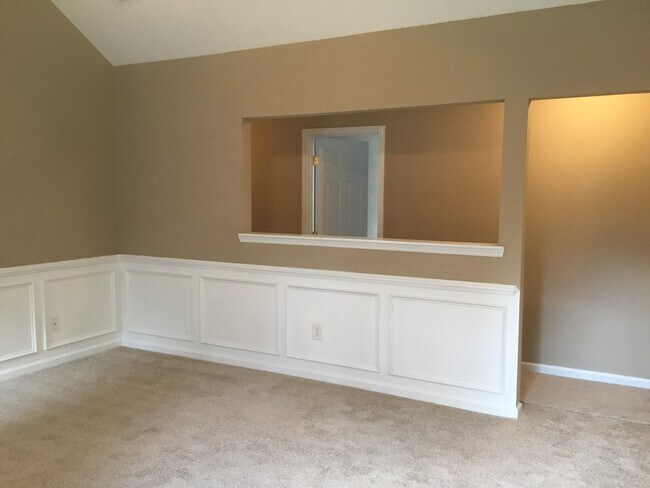 Building Photo - Located in High Meadows in Grovetown