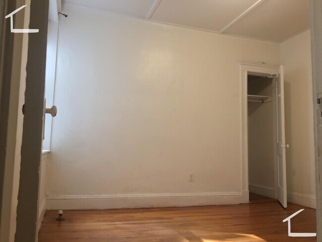 Foto del edificio - Fenway 1 bed split - available 9/5