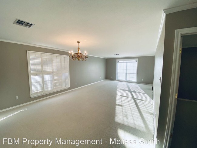 Foto del edificio - 2 br, 2 bath House - 628 Mockingbird Place