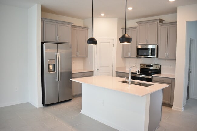 Building Photo - 1433 Waverunner Ln