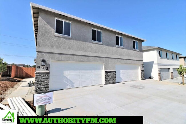 Building Photo - 812 Mission De Oro. 2 Car Garage / Washer-...