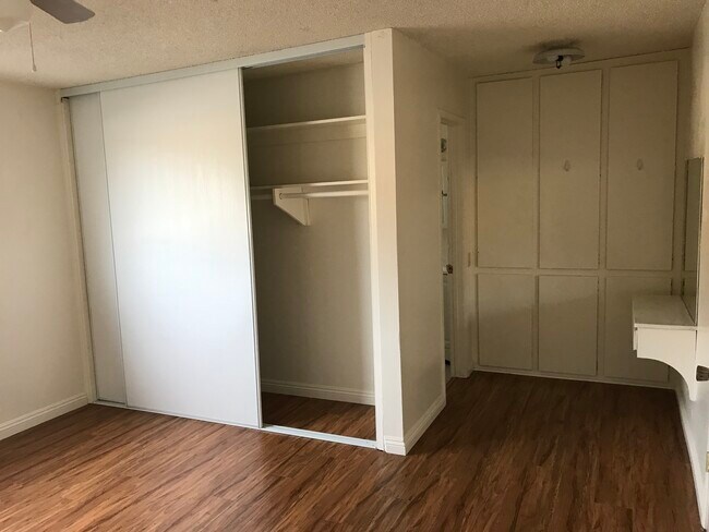 Bed room - 721 S Webster Ave