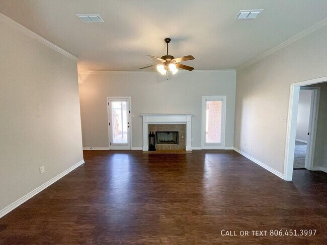 Foto del edificio - 5829 103rd St