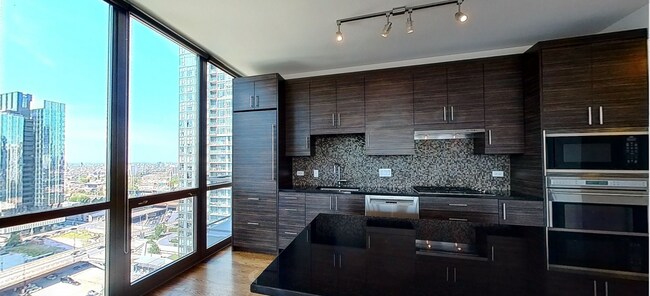 Foto del edificio - 610 W Wayman St