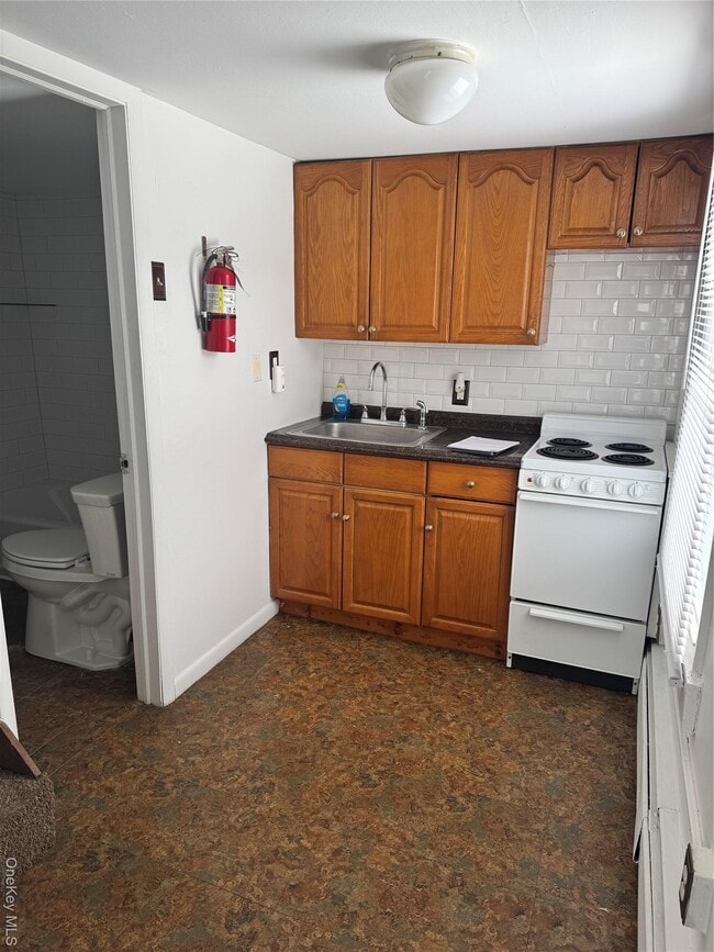 Foto del edificio - 523 Fostertown Rd