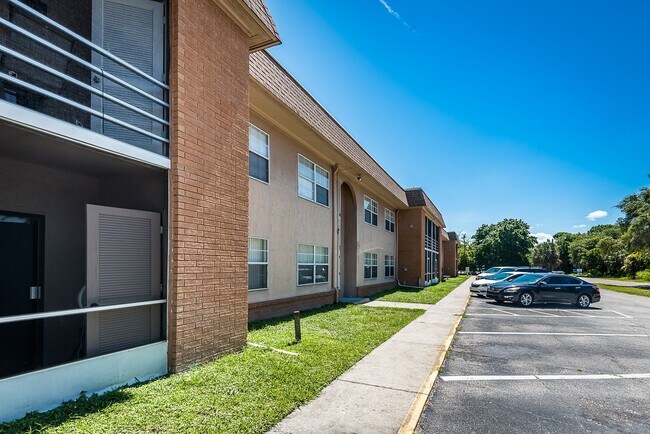 Foto del edificio - 22302 Vick St