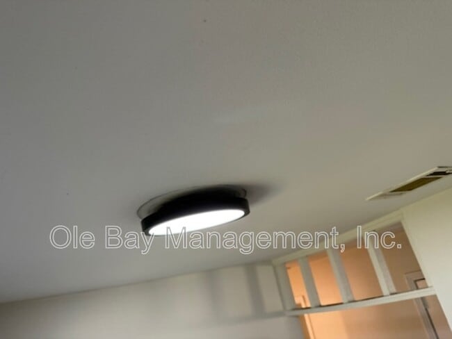 Foto del edificio - 6014 Windy Hill Cir S