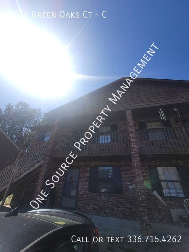Building Photo - 2554 Green Oaks Ct SE