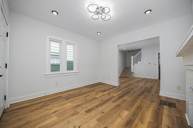 Building Photo - 1442 Hamlet St