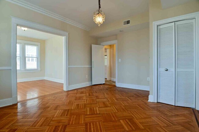 Foto del edificio - 1301 Gallatin St NW
