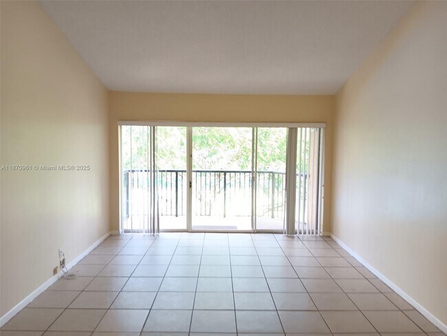 Building Photo - 8821 Wiles Rd