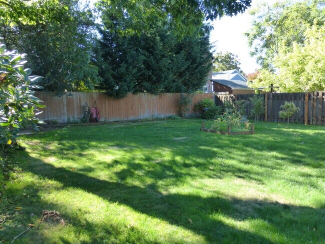 Foto del edificio - Great Home in SE Portland for Lease !! Pet...