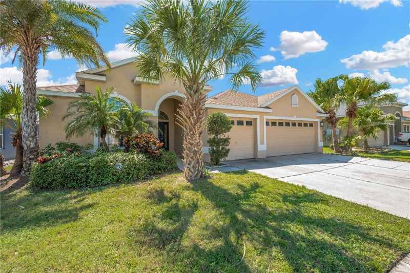 Photo - 1833 Mira Lago Cir (Ruskin, FL)