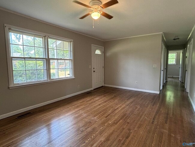 Foto del edificio - 2204 Pisgah Cir NW