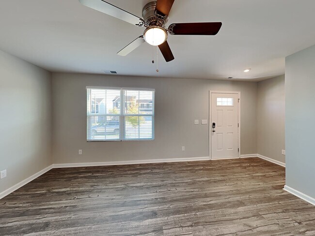 Foto del edificio - 1016 Bent Willow Dr