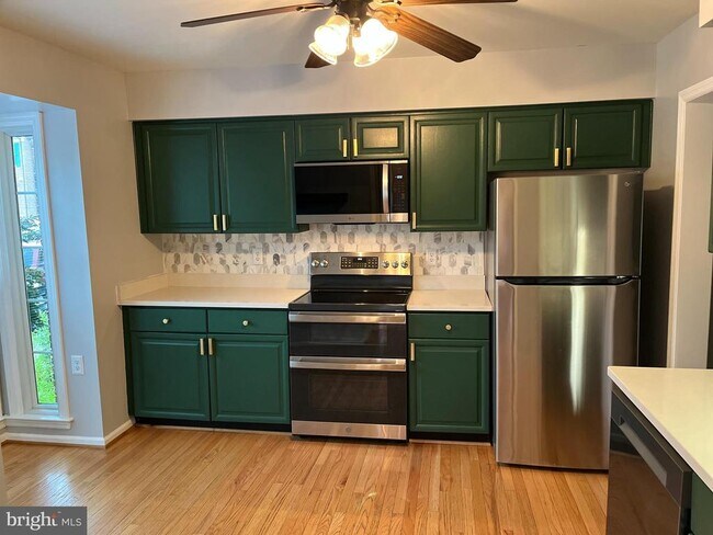 Building Photo - 6106 Talavera Ct