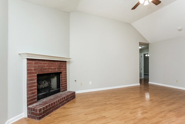 Building Photo - 6957 Showboat Ln
