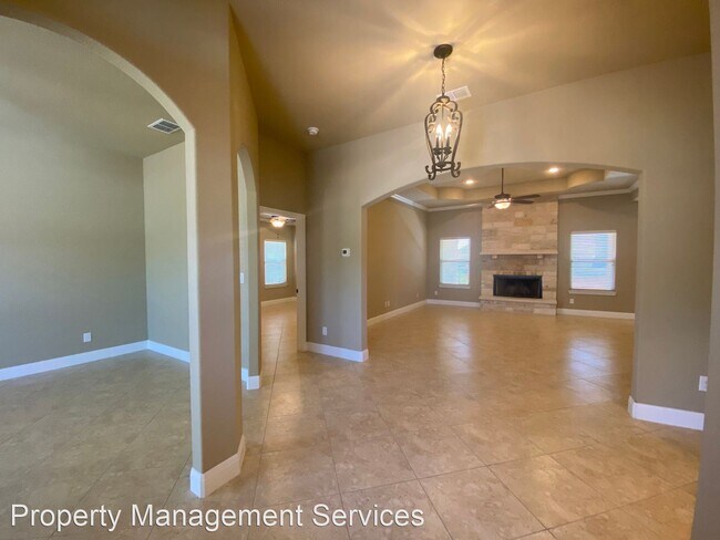 Foto del edificio - 3 br, 2.5 bath House - 210 Dudley Way