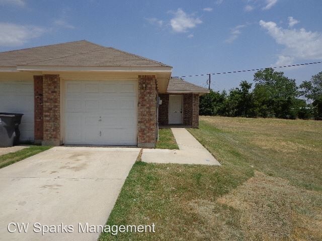 13655 Gs St Dallas Tx 75253 Condo For Rent In Primary Photo 13655 Gs St