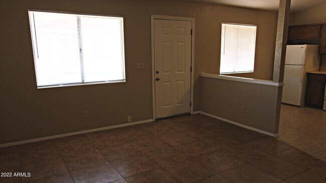 Building Photo - 4650 E Caballero St