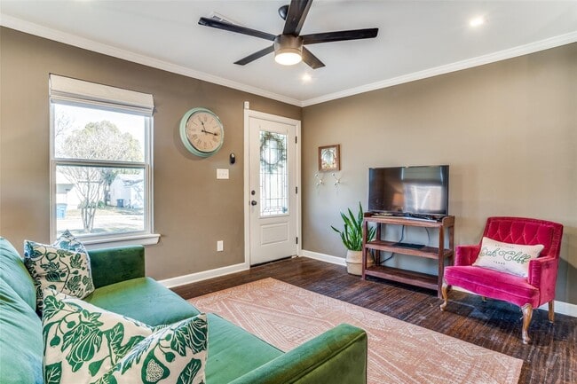 Building Photo - 1718 Berkley Ave