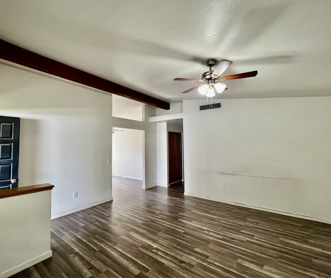 Building Photo - 3500 Pueblo Ct
