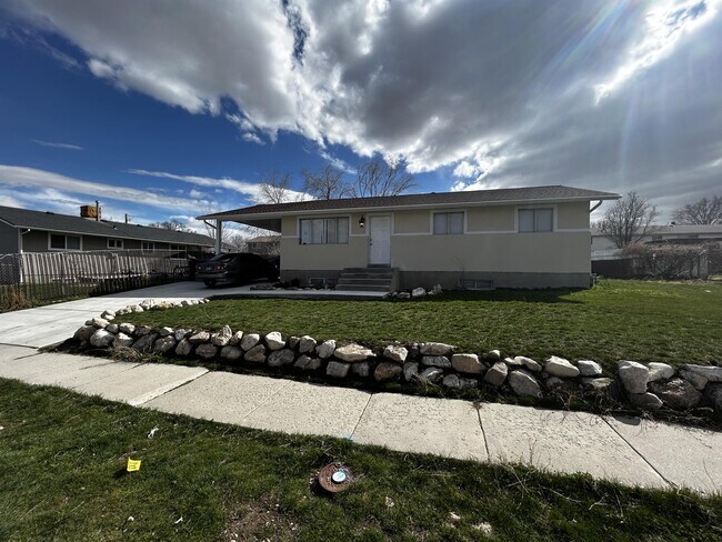 Foto del edificio - 7429 W Antonio Dr